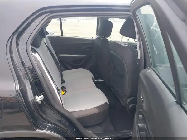 3GNCJKSB3JL272316 2018 CHEVROLET TRAX - Image 8