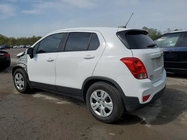 3GNCJKSB3JL307386 2018 CHEVROLET TRAX - Image 2