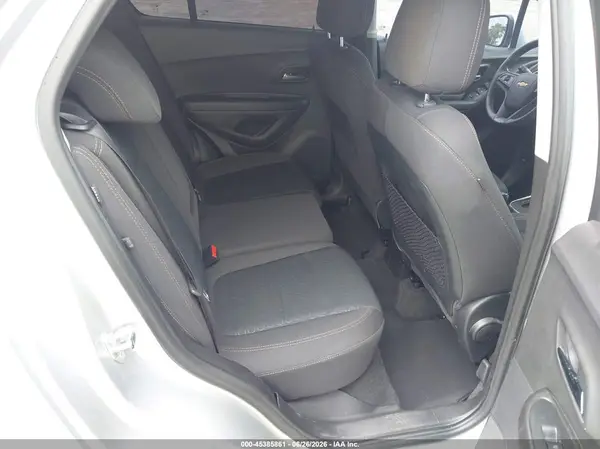 3GNCJKSB3JL352411 2018 CHEVROLET TRAX - Image 8