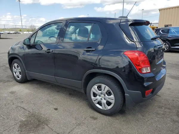 3GNCJKSB3JL352456 2018 CHEVROLET TRAX - Image 2