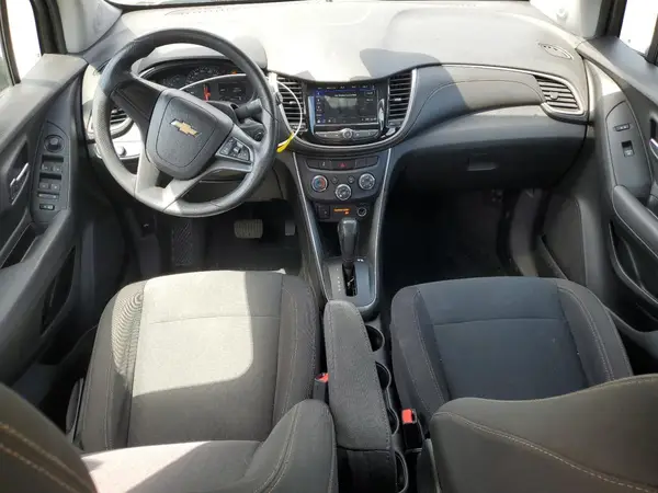 3GNCJKSB3JL352456 2018 CHEVROLET TRAX - Image 8