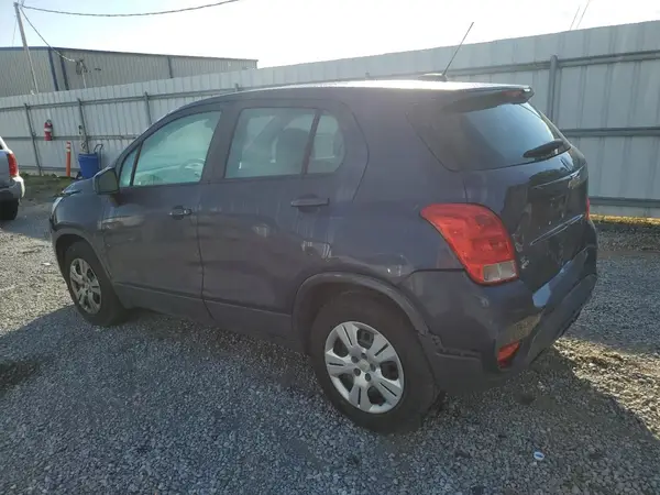 3GNCJKSB3KL113068 2019 CHEVROLET TRAX - Image 2