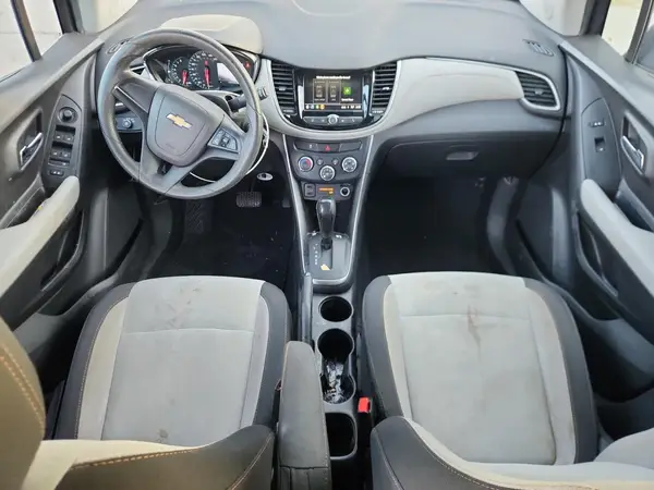 3GNCJKSB3KL126046 2019 CHEVROLET TRAX - Image 8