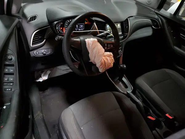 3GNCJKSB3KL127231 2019 CHEVROLET TRAX - Image 8