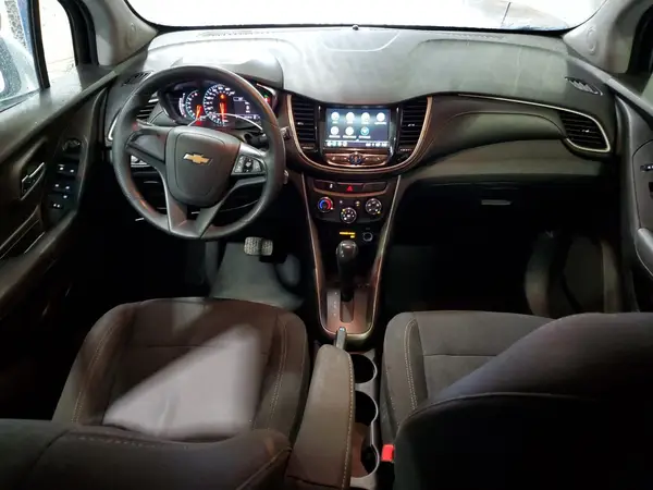 3GNCJKSB3KL161735 2019 CHEVROLET TRAX - Image 8