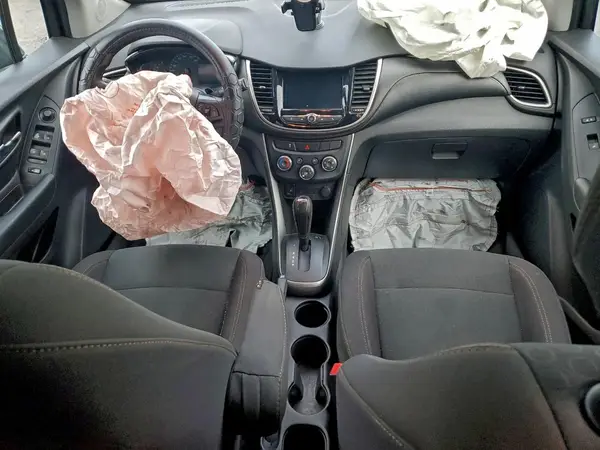 3GNCJKSB3KL167356 2019 CHEVROLET TRAX - Image 8