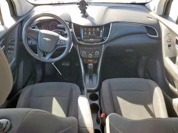 3GNCJKSB3KL171682 2019 CHEVROLET TRAX - Image 8