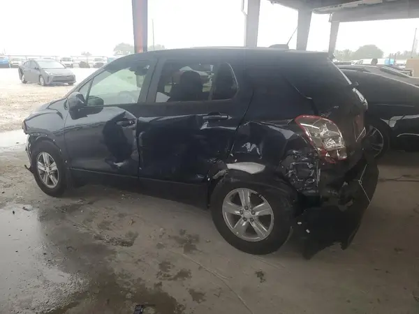 3GNCJKSB3KL240810 2019 CHEVROLET TRAX - Image 2