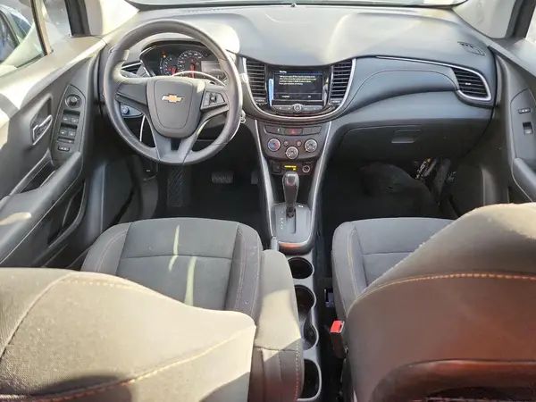 3GNCJKSB3KL250656 2019 CHEVROLET TRAX - Image 8