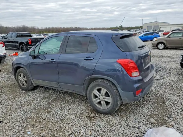 3GNCJKSB3KL263116 2019 CHEVROLET TRAX - Image 2