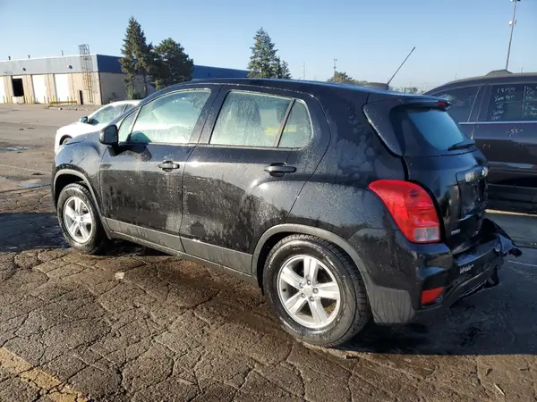 3GNCJKSB3KL273533 2019 CHEVROLET TRAX - Image 2