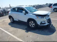 3GNCJKSB3KL283821 2019 CHEVROLET TRAX