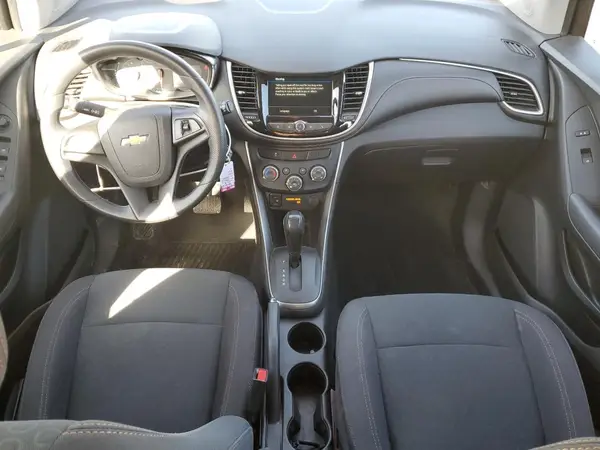 3GNCJKSB3KL314761 2019 CHEVROLET TRAX - Image 8