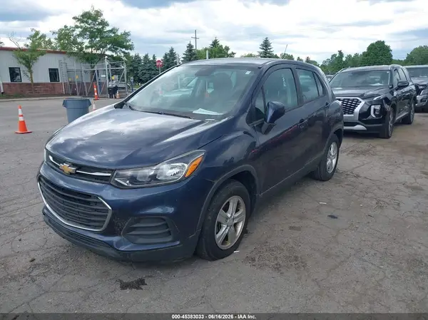 3GNCJKSB3KL323234 2019 CHEVROLET TRAX - Image 2