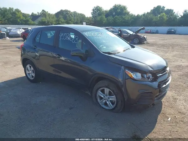 3GNCJKSB3KL357271 2019 CHEVROLET TRAX - Image 1