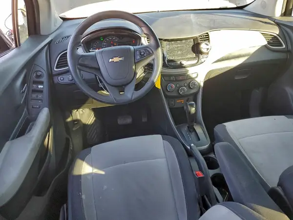 3GNCJKSB3KL372546 2019 CHEVROLET TRAX - Image 8