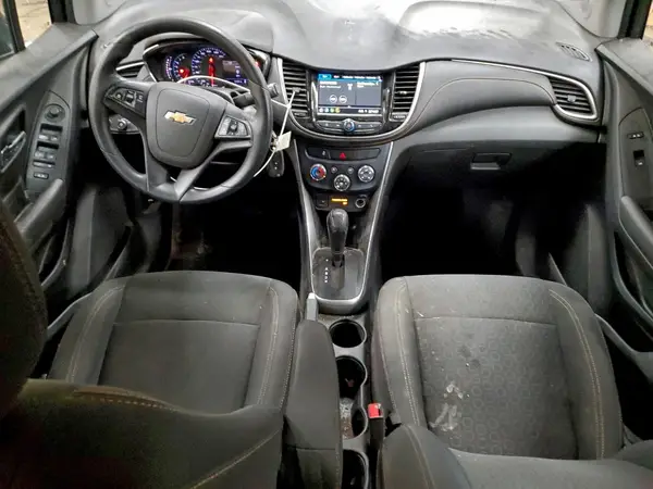 3GNCJKSB3KL376242 2019 CHEVROLET TRAX - Image 8
