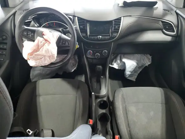 3GNCJKSB3KL394160 2019 CHEVROLET TRAX - Image 8