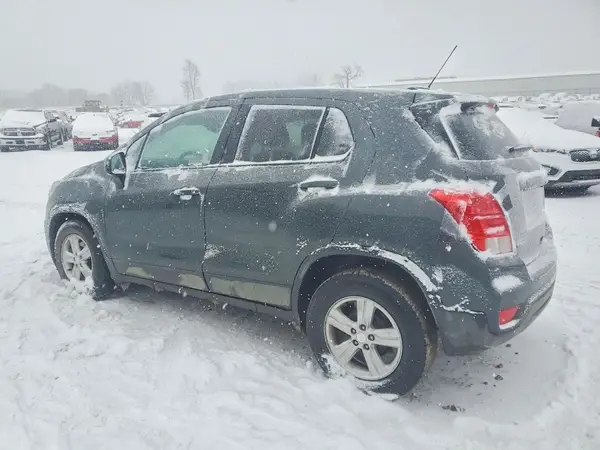 3GNCJKSB3KL403102 2019 CHEVROLET TRAX - Image 2