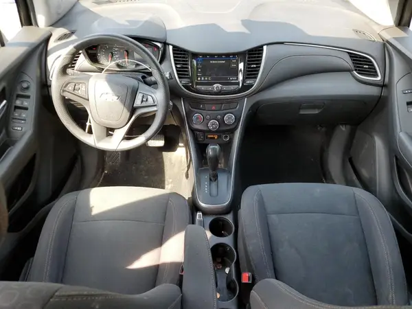 3GNCJKSB3KL403763 2019 CHEVROLET TRAX - Image 8