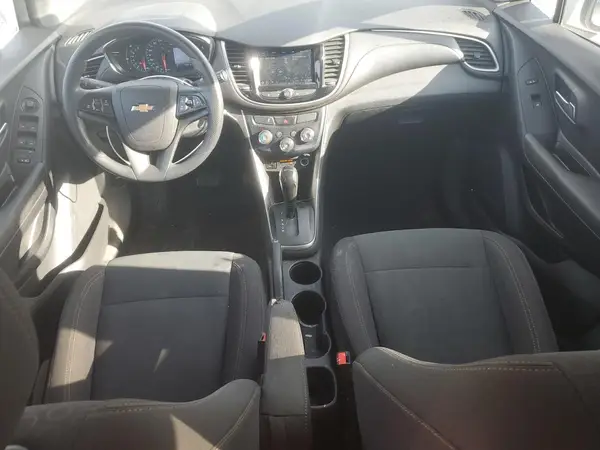 3GNCJKSB3KL406405 2019 CHEVROLET TRAX - Image 8
