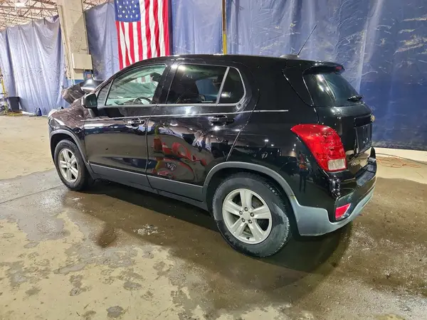 3GNCJKSB3LL111578 2020 CHEVROLET TRAX - Image 2