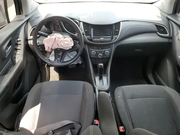 3GNCJKSB3LL119230 2020 CHEVROLET TRAX - Image 8
