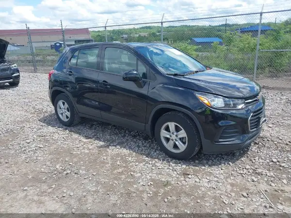 3GNCJKSB3LL128008 2020 CHEVROLET TRAX - Image 1