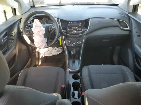 3GNCJKSB3LL130986 2020 CHEVROLET TRAX - Image 8