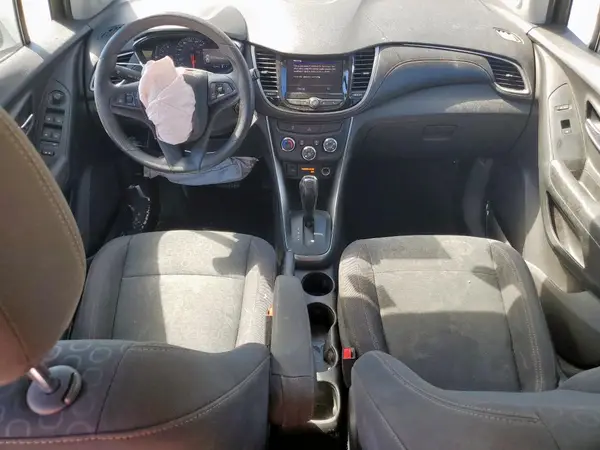 3GNCJKSB3LL148730 2020 CHEVROLET TRAX - Image 8