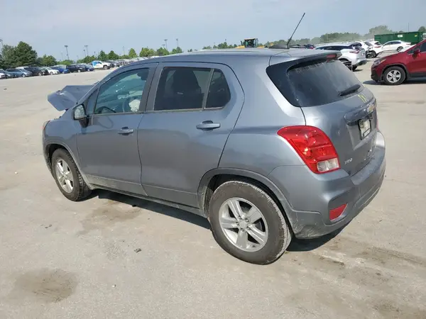 3GNCJKSB3LL162790 2022 CHEVROLET TRAX - Image 2