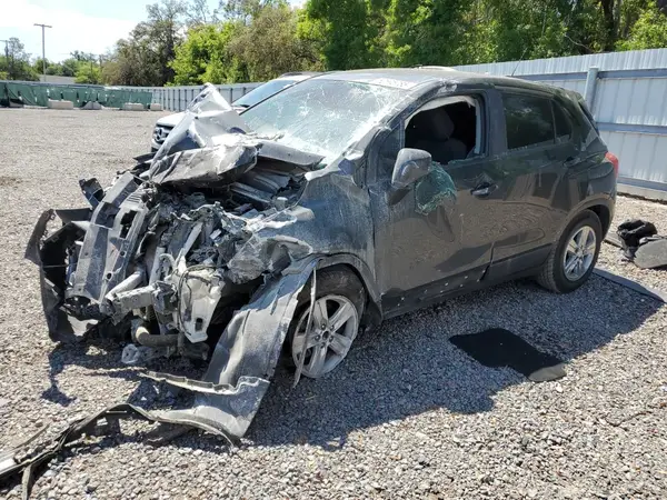 3GNCJKSB3LL168525 2020 CHEVROLET TRAX - Image 1