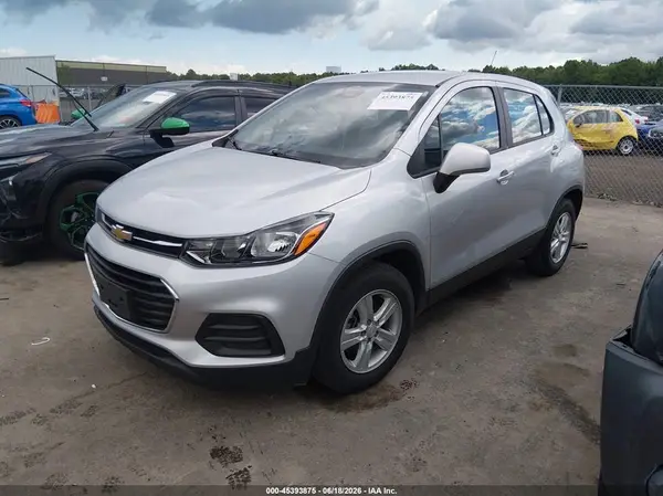 3GNCJKSB3LL179167 2020 CHEVROLET TRAX - Image 2