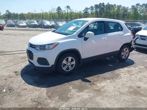 3GNCJKSB3LL183364 2020 CHEVROLET TRAX - Image 2