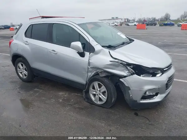 3GNCJKSB3LL195790 2020 CHEVROLET TRAX - Image 1