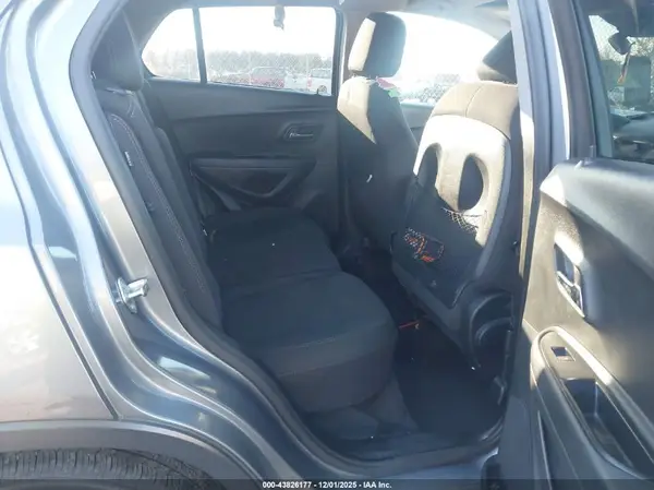 3GNCJKSB3LL197247 2020 CHEVROLET TRAX - Image 8
