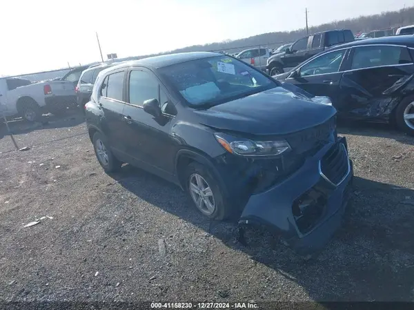 3GNCJKSB3LL198575 2020 CHEVROLET TRAX - Image 1