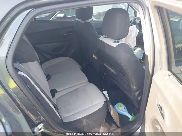 3GNCJKSB3LL198575 2020 CHEVROLET TRAX - Image 8