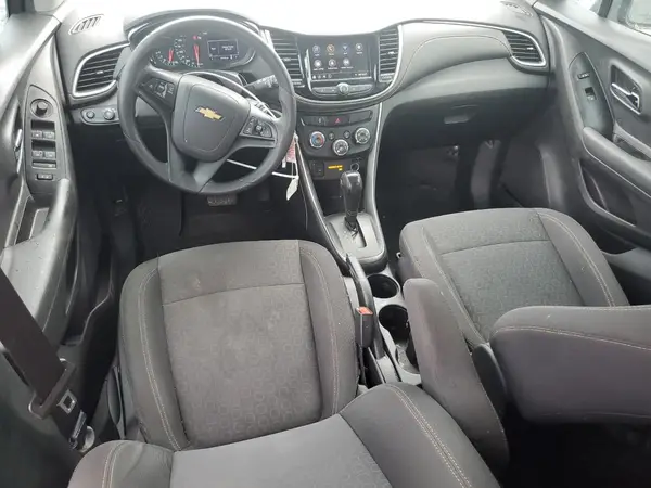 3GNCJKSB3LL227038 2020 CHEVROLET TRAX - Image 8