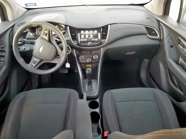 3GNCJKSB3LL243529 2020 CHEVROLET TRAX - Image 8