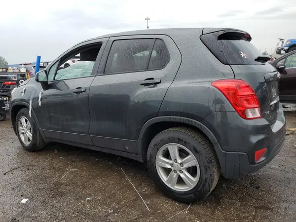 3GNCJKSB3LL259472 2020 CHEVROLET TRAX - Image 2