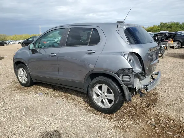 3GNCJKSB3LL261996 2020 CHEVROLET TRAX - Image 2