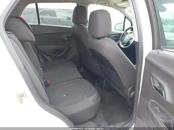 3GNCJKSB3LL292617 2020 CHEVROLET TRAX - Image 8