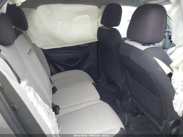 3GNCJKSB3LL293007 2020 CHEVROLET TRAX - Image 8