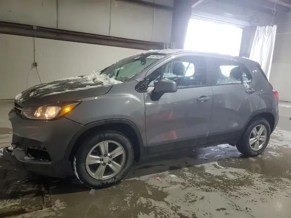 3GNCJKSB3LL318827 2020 CHEVROLET TRAX - Image 1