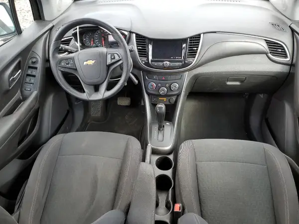 3GNCJKSB3LL319931 2020 CHEVROLET TRAX - Image 8