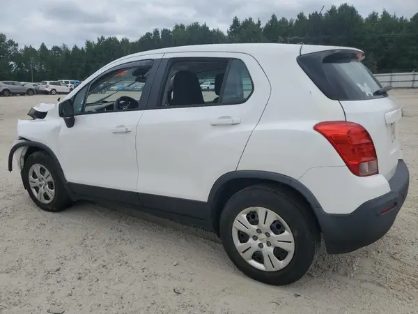 3GNCJKSB4GL141422 2016 CHEVROLET TRAX - Image 2