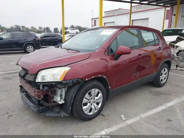 3GNCJKSB4GL218029 2016 CHEVROLET TRAX - Image 2