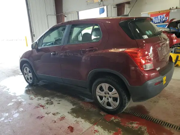 3GNCJKSB4GL234733 2016 CHEVROLET TRAX - Image 2