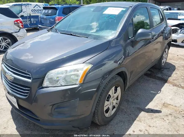 3GNCJKSB4GL239298 2016 CHEVROLET TRAX - Image 2